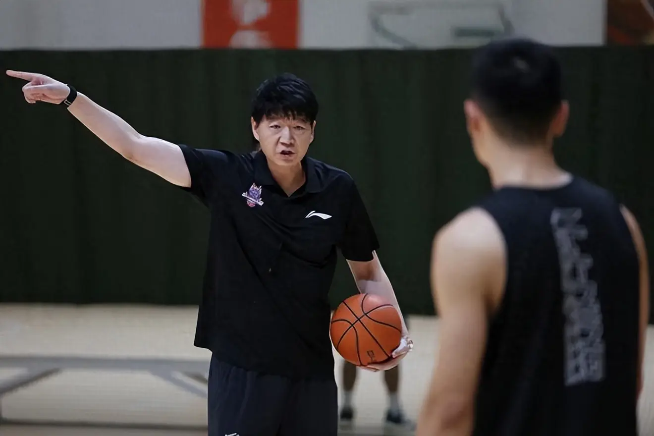 露山东男篮, 上赛季的库 露山东男篮, 上赛季的库